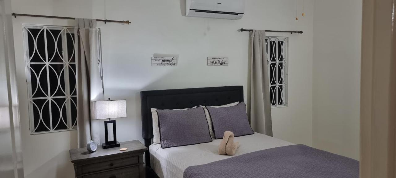 Komfort Getaway Villa At Countrymist Очо Риос Екстериор снимка