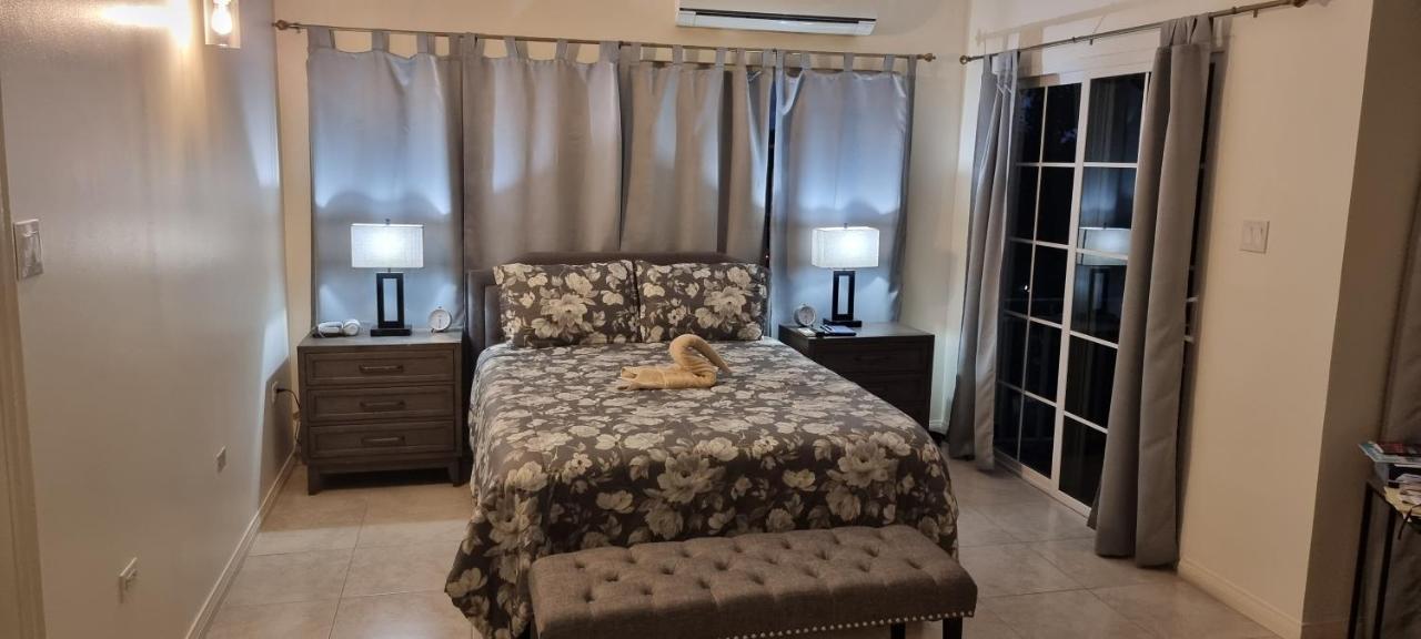 Komfort Getaway Villa At Countrymist Очо Риос Екстериор снимка